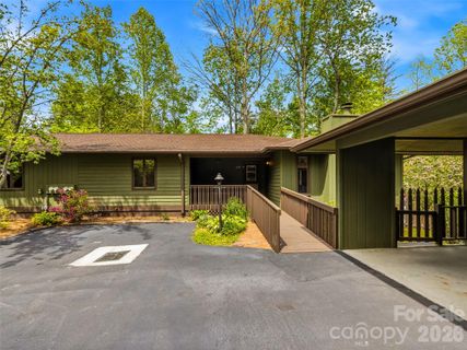 348 Surrey Lane
