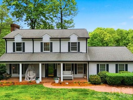 6 Woodland Circle pending home in Granada Farms, Granite Falls, NC