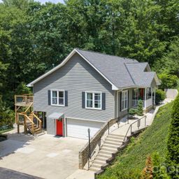 153 Skyview Circle