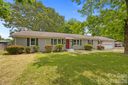 2713 Kilborne Drive sold home in Charlotte, SC