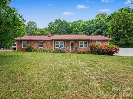 888 Sunbeam Drive
