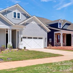 3022 Brush Creek