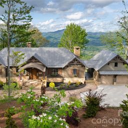 376 Wandering Trail