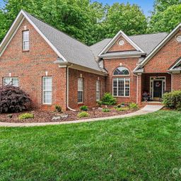 10501 Olde Irongate Lane