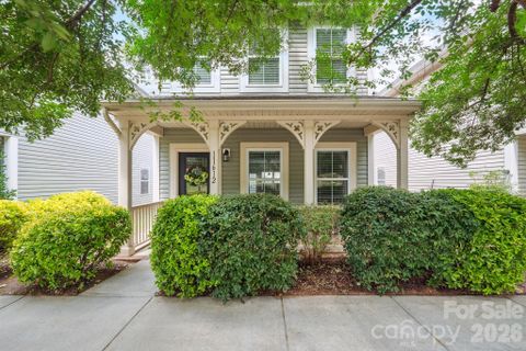11612 Galashiels Drive active home in The Oaks At McIlwaine, Huntersville, NC