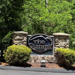 11 Summit Parkway