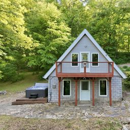98 Sparkling Springs Road