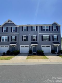 3011 Killick Terrace pending home in Dillon Lakes, Charlotte, NC