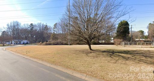 7001 Ravenglass Lane pending home in Heathergate, Mint Hill, NC
