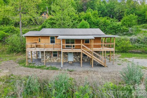 137 Red Maple Lane