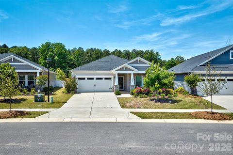 9244 Dunwich Drive pending home in Nolen Farm, Gastonia, NC
