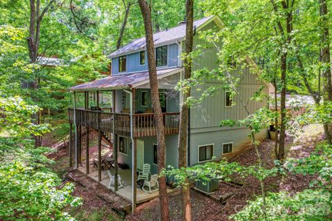172 W Wilderness Road sold home in Lake Lure Village Resort, Lake Lure, NC