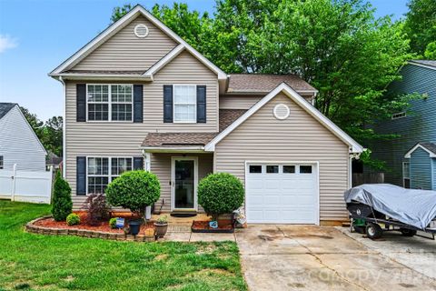 5846 Hewitt Drive sold home in Fairstone, Charlotte, NC