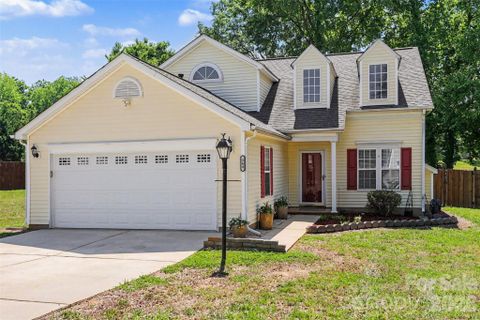 264 Brookstone Drive pending home in Runnymeade, Mount Holly, NC
