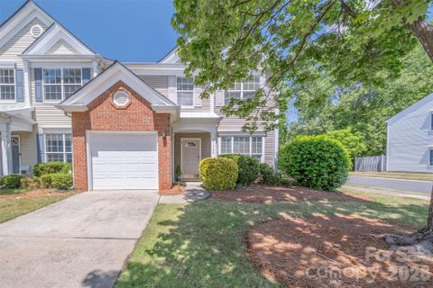 11730 Huxley Road sold home in Reavencrest, Charlotte, NC