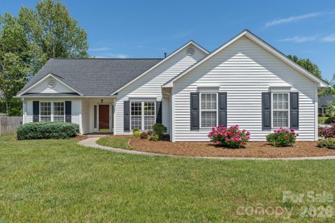 446 Planters Creek Road sold home in Livingston Farms, Fletcher, NC