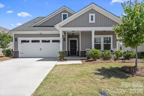 9287 Dunwich Drive pending home in Nolen Farm, Gastonia, NC