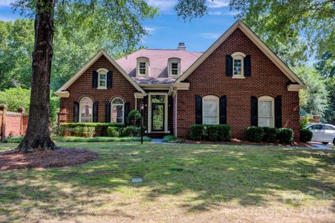 7014 Walton Heath Lane sold home in Pullengreen, Charlotte, NC