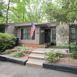 2772 Dogwood Hills Court