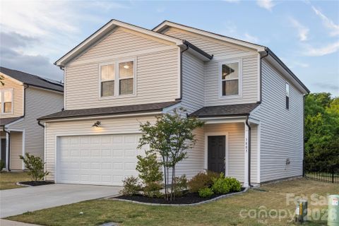 3003 Langhorne Avenue active home in Spring Meadow, Concord, NC