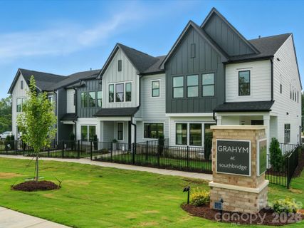 513 Nash Street active home in Southbridge, Fort Mill, SC