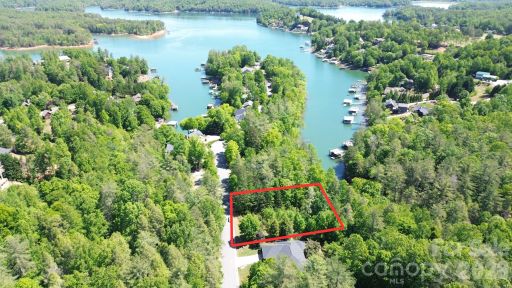 2 Lentz Landing Lane pending home in Waterglyn, Nebo, NC