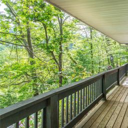 115 Knoll Ridge Lane