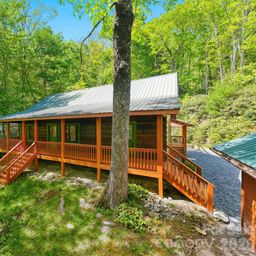 6220 Sunny Drive