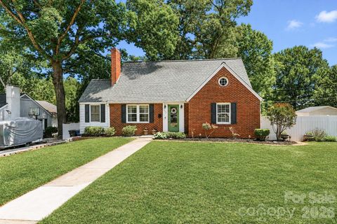 820 Woodland Road