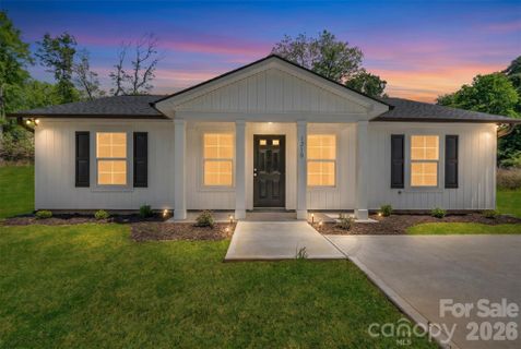 1210 Old Greenbriar Drive sold home in Greenbriar, Lancaster, SC