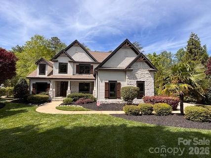 680 Bannerman Lane pending home in Springfield, Fort Mill, SC