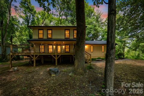 1 Eastway Court sold home in Wildwood, Fletcher, NC