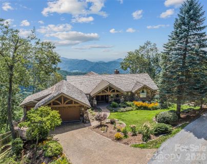 218 Slickrock Road active home in Mountain Air, Burnsville, NC