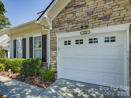 546 Pine Links Drive sold home in Calloway, Tega Cay, SC