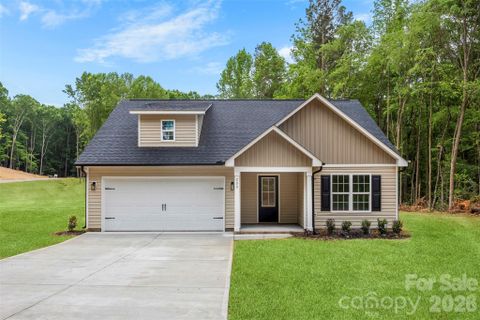 200 Knollwood Circle