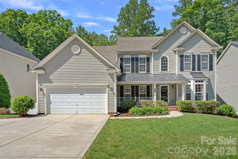 129 Crimson Orchard Drive sold home in Cherry Grove, Mooresville, NC