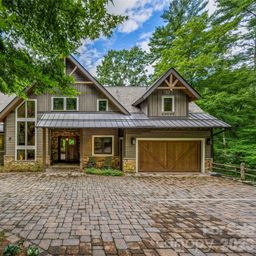 64 Bee Tree Way