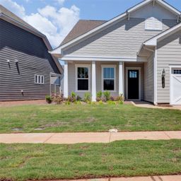 3026 Brush Creek