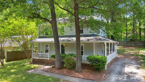 6719 Raeburn Lane sold home in Hickory Ridge, Charlotte, NC