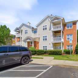 9976 Hyde Glen Court