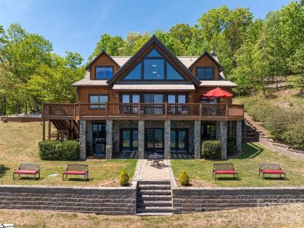 Homes in White Oak Mountain, Columbus
