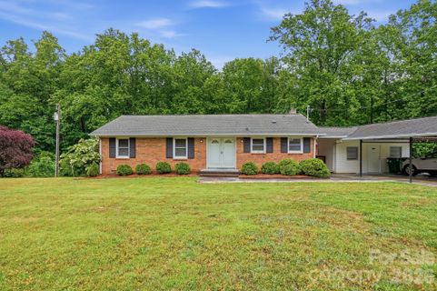 6704 Alanbrook Road