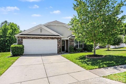 4727 Mcclure Road pending home in Northlake Landing, Charlotte, NC