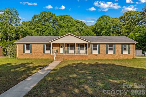 Homes in White Oaks, Mooresville