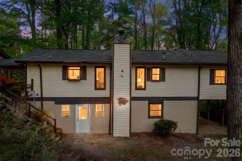 6 Gold Finch Lane active home in Mountain Top Development Inc, Maggie Valley, NC