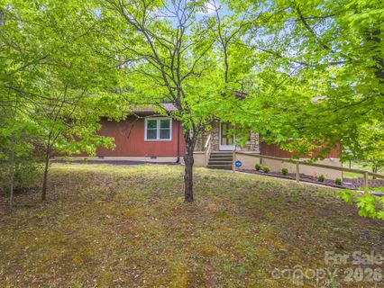 11 Deer Run Drive