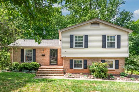 2912 Spring Valley Road sold home in Spring Valley, Charlotte, NC