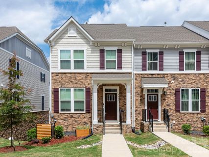 9420 Mallard Mills Drive active home in The Towns At Mallard Mills, Charlotte, NC