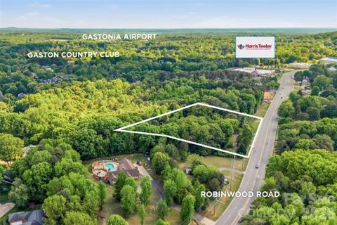 3110 Robinwood Road