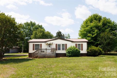 318 Tuckers Grove Road